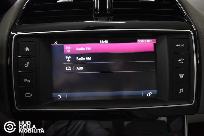 JAGUAR XE 2.0 D Turbo 180CV Prestige